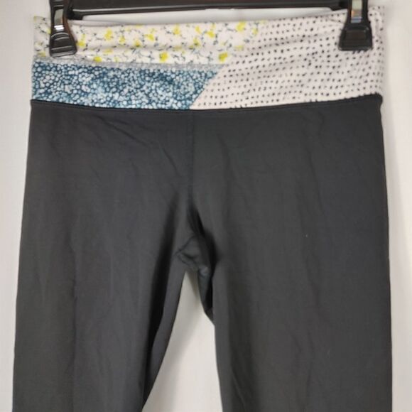 Lululemon Run Inspire Crop II Sz 4 In Black / Wi14 - Picture 6 of 12